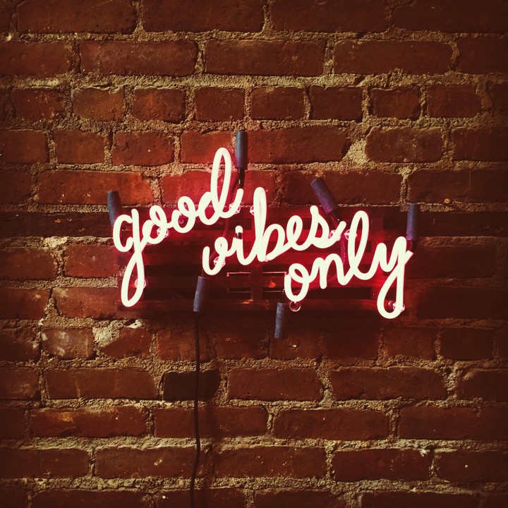 Good Vibes Only