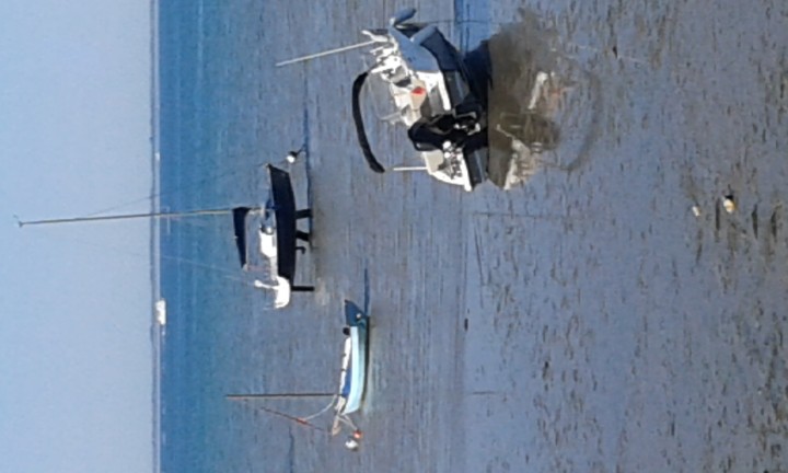 les bateau sur l île d ore quand la marais descent