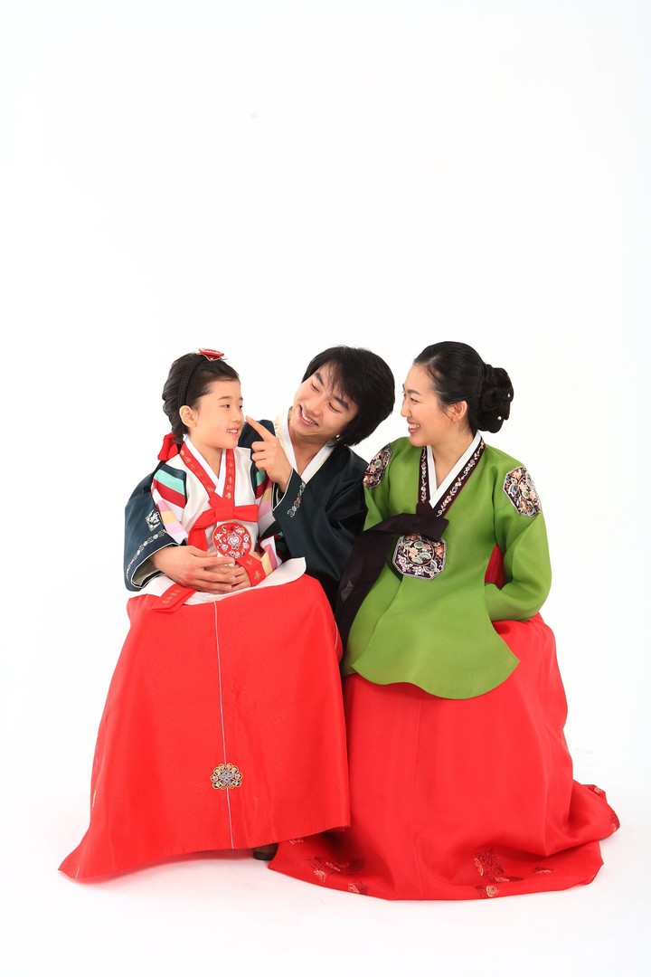 Family in Korean Dress