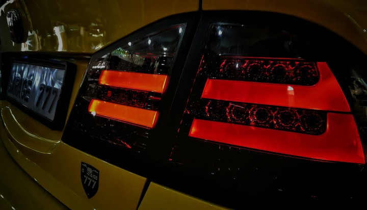 tail light