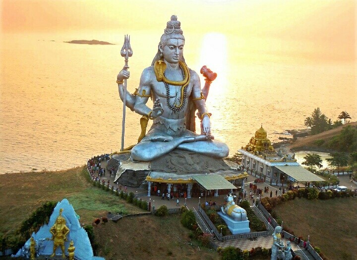 God shiva at murdeshwar worlds 2nd tallest shiva statue