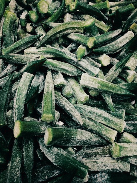 frozen string beans