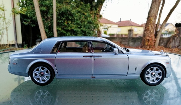 Rolls Royce phantom ewb