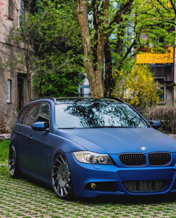 BMW