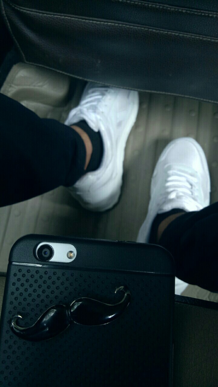 Shoe