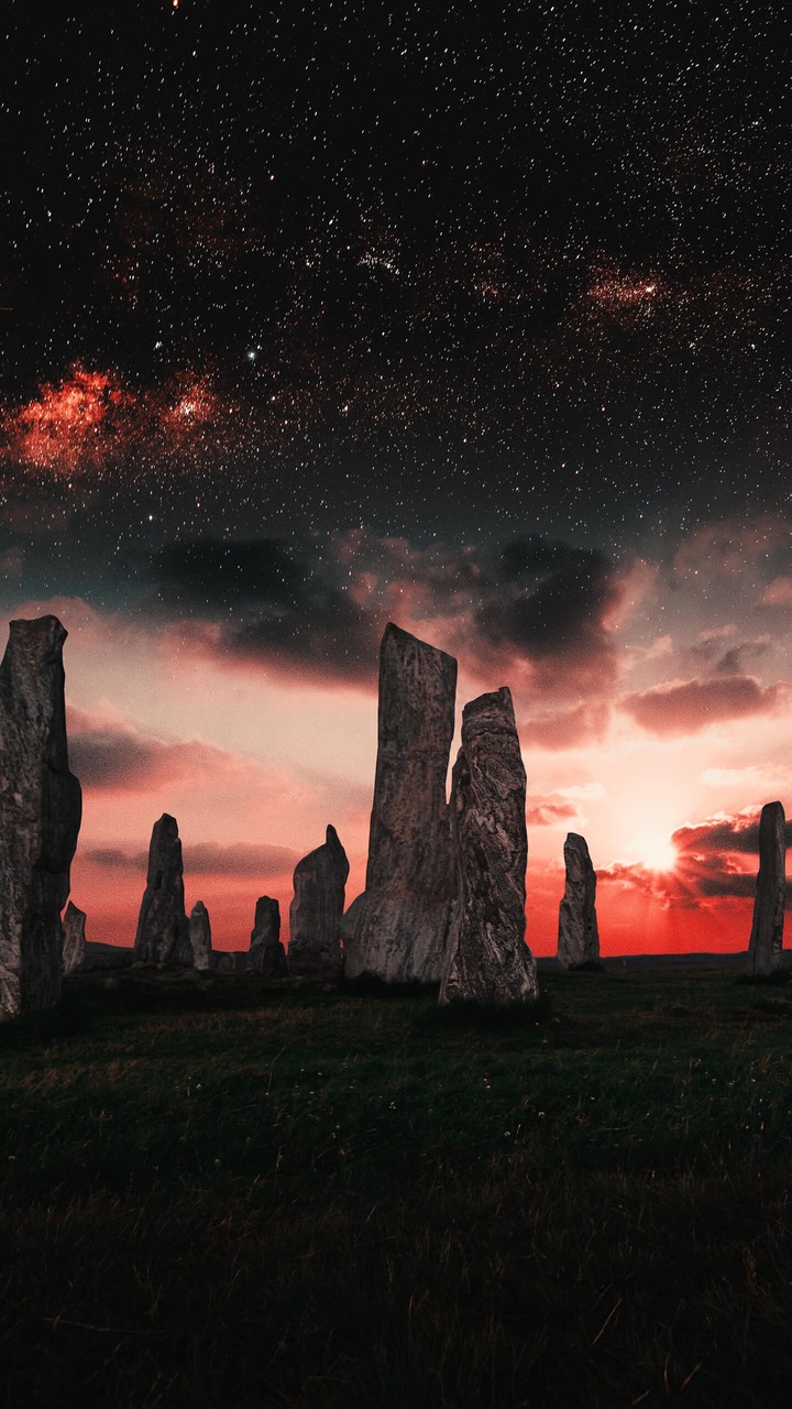 Stonehenge in nigh