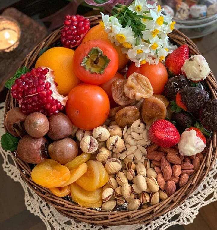 یلدا مبارک