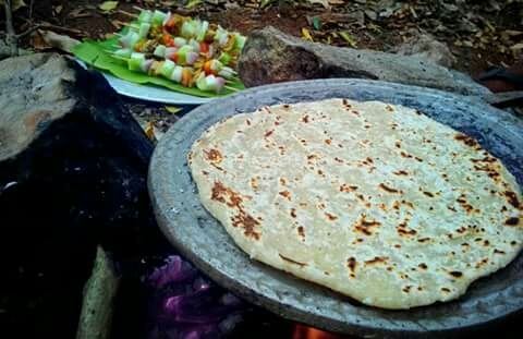 Make foods in the jungle ...