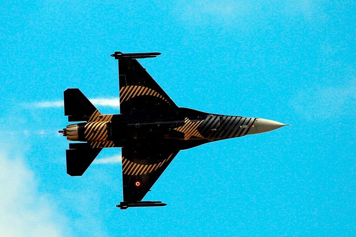 TÜRKİYE f-16