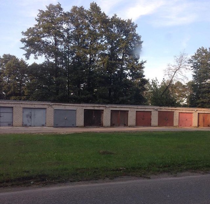 Rainbow garages
