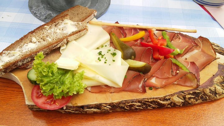 Südtiroler Vesperplatt'n