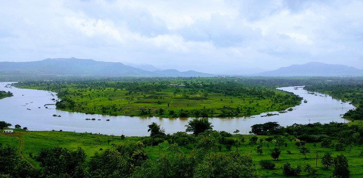 neckless view