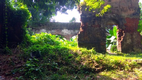 the remains of an old temple