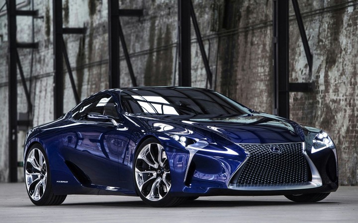 New model of luxurary car