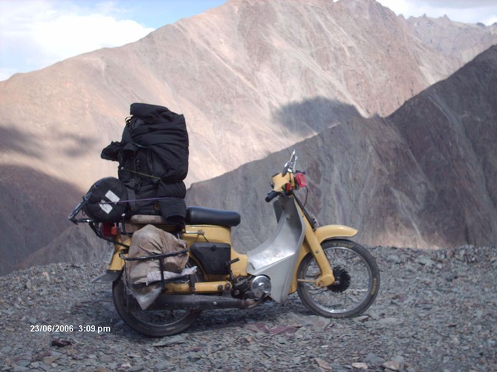 Bajaj M 80 @ Ladakh