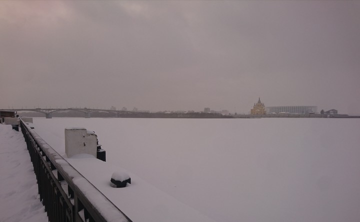 Nizhne-Volzhskaya embankment. NN
