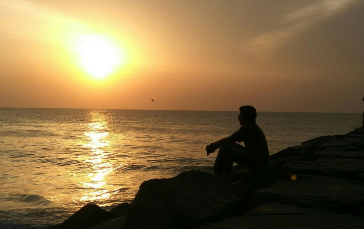 Sunrise with flowing thoughts.
