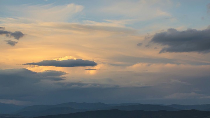 Cloud - Flying Dutchman