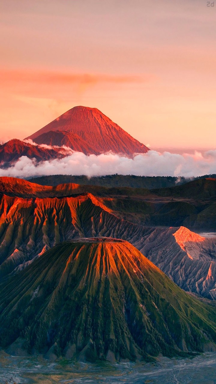 Volcanoes Indonesia