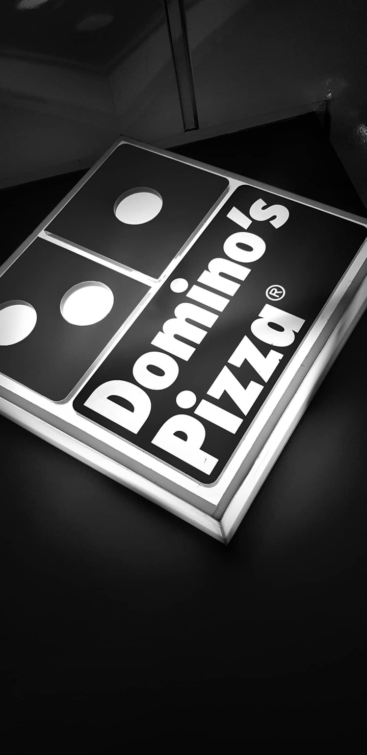 domino's pizza