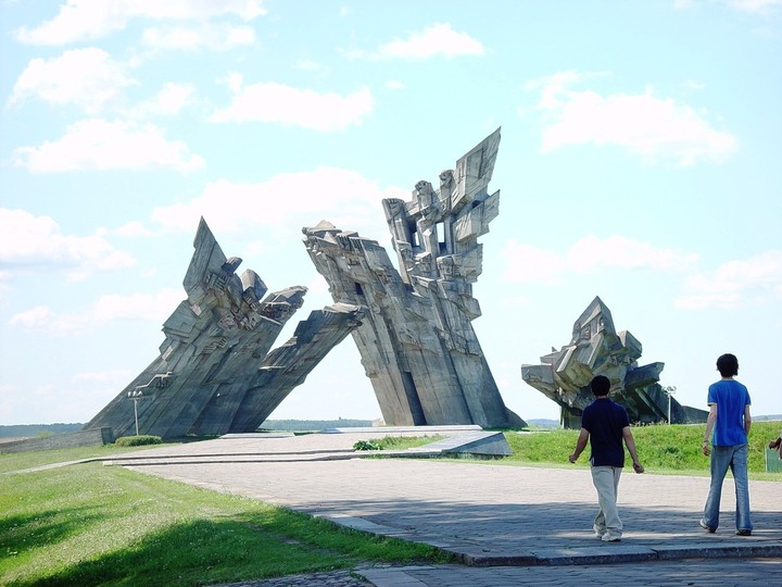 югославия, памятник второй мировой войне