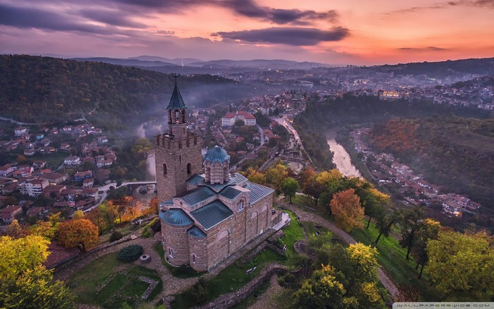 Veliko-Tarnovo, Bulgaria   !!