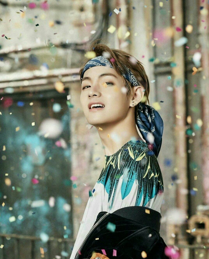 BTS V