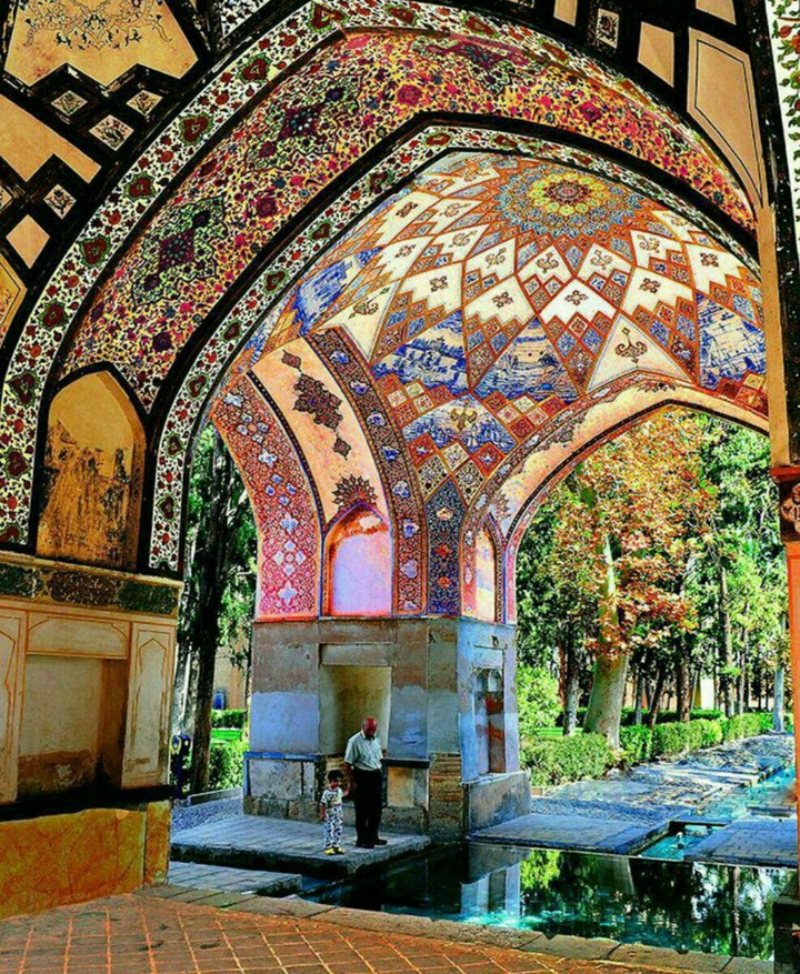 IRAN-KASHAN- Fin of bath