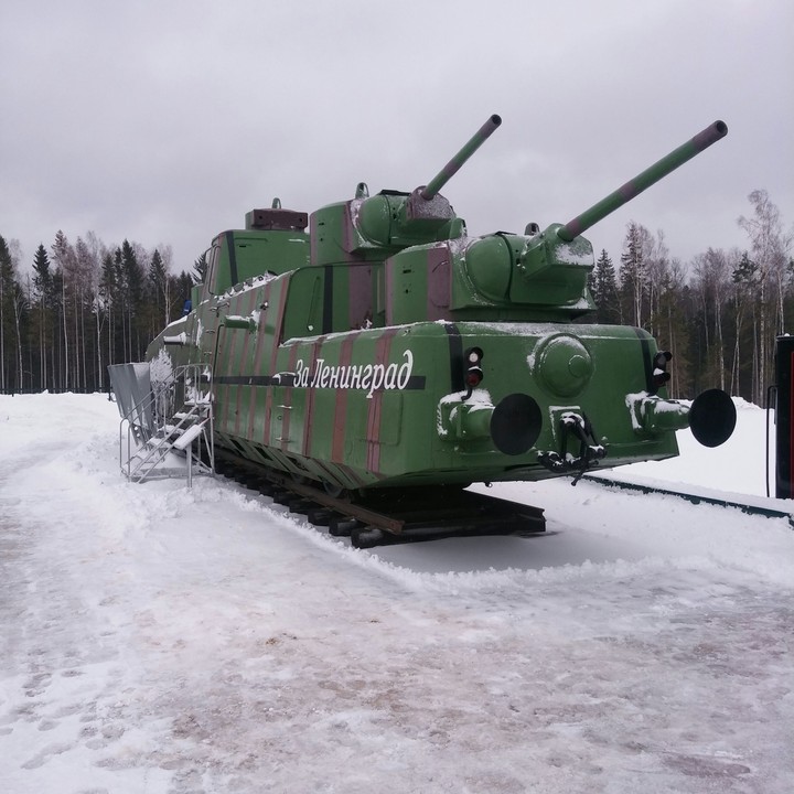 бронепоезд