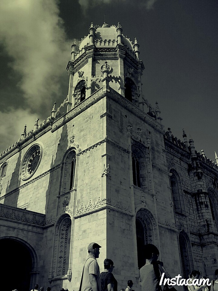 An acient building