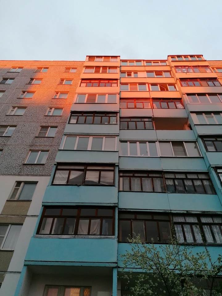 Дом в закате
