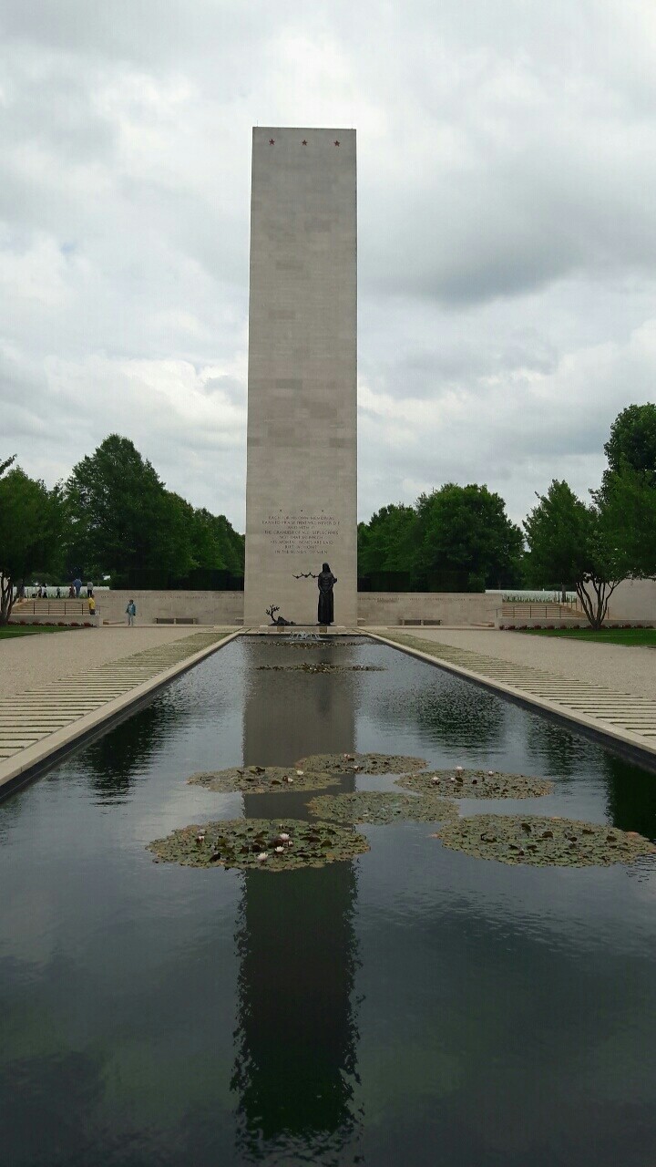 war memorial Netherlands