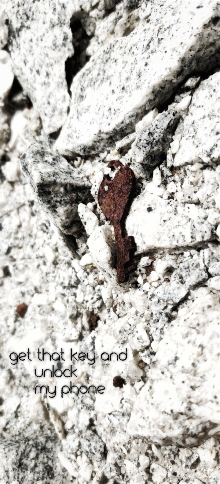 i took this pic in a quarry, i found that key
