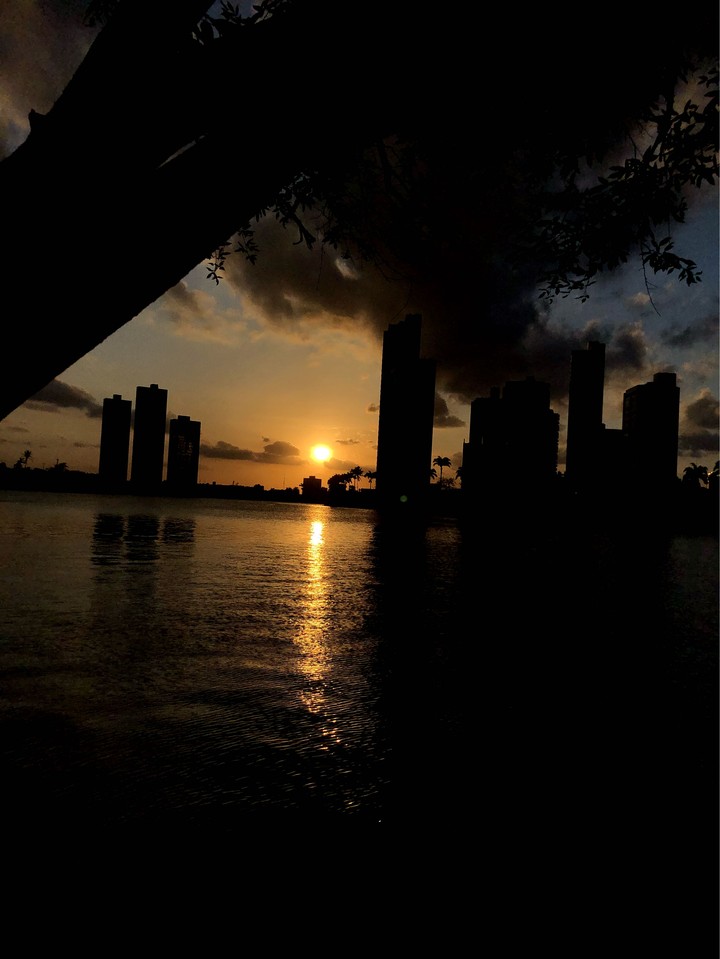 Pôr do Sol urbano