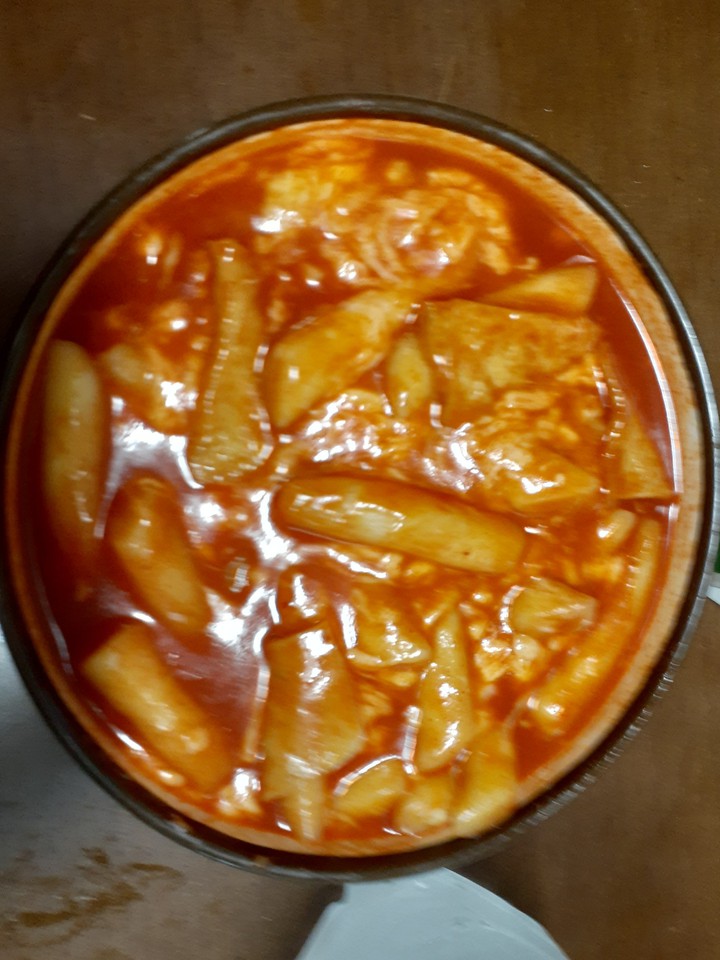 떡볶이에 츠지 넣어서 먹었어요!