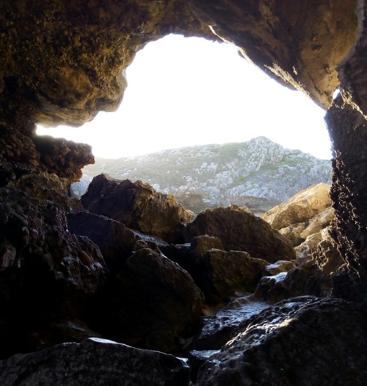 Cave...