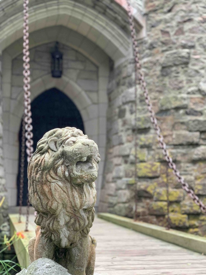 lion statue in ancient castle