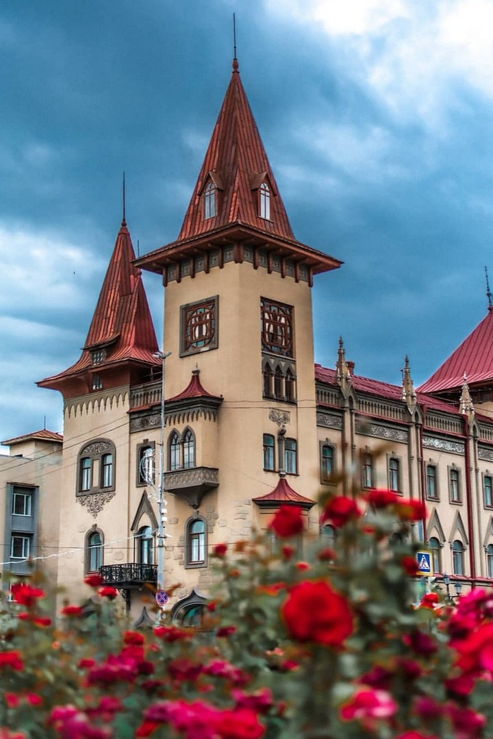 г Саратов, консерватория имени Собинова