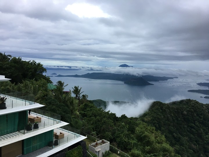 taal volcano (smallest volcano)