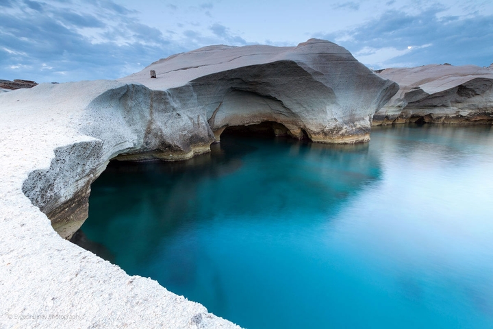 MILOS SEA CAVES