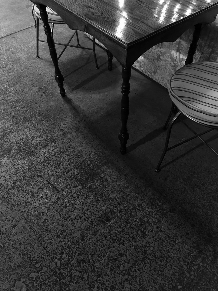 Dark Coffee Shop