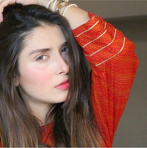 Aiza khan