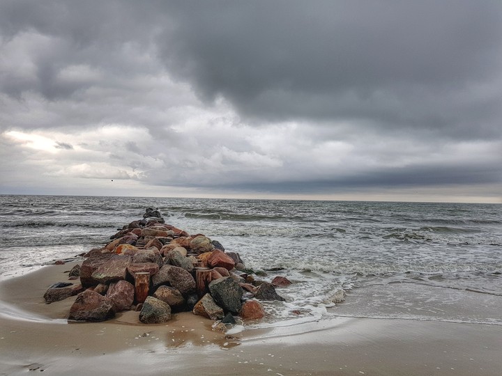 море