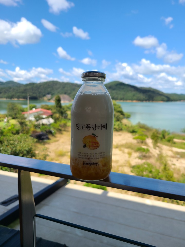 망고 퐁당 라떼