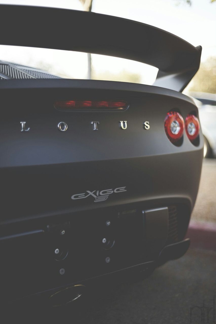 lotus the car