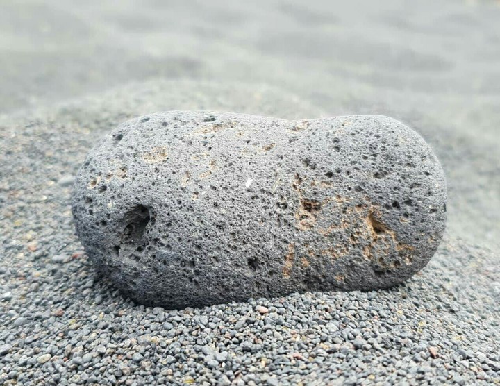 kő
