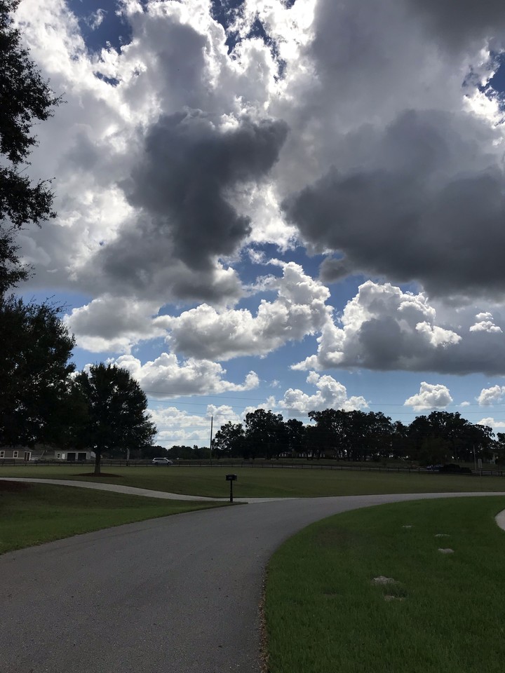 sky. /. clouds