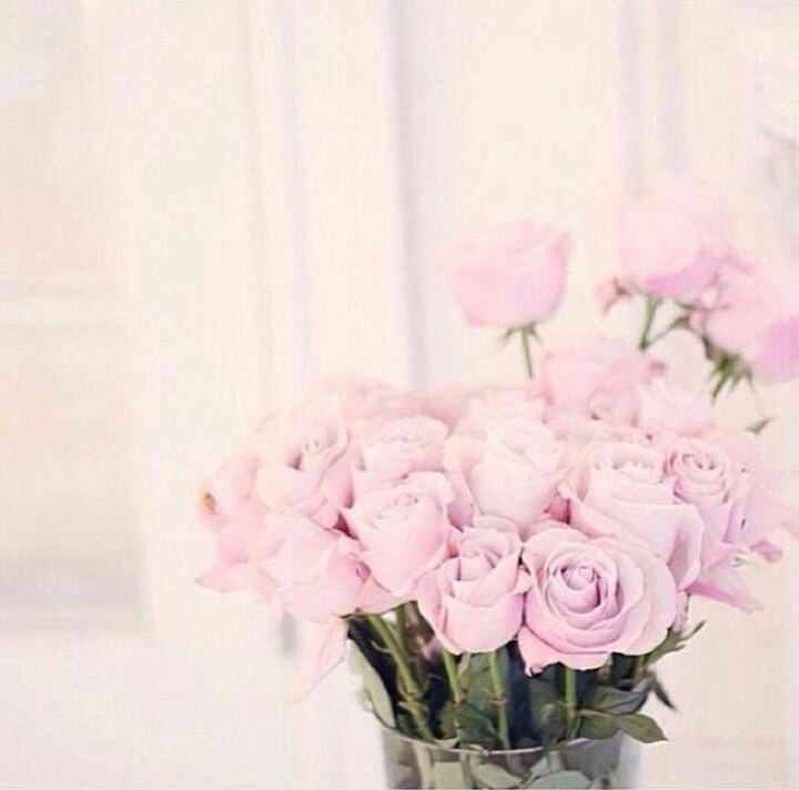⚘