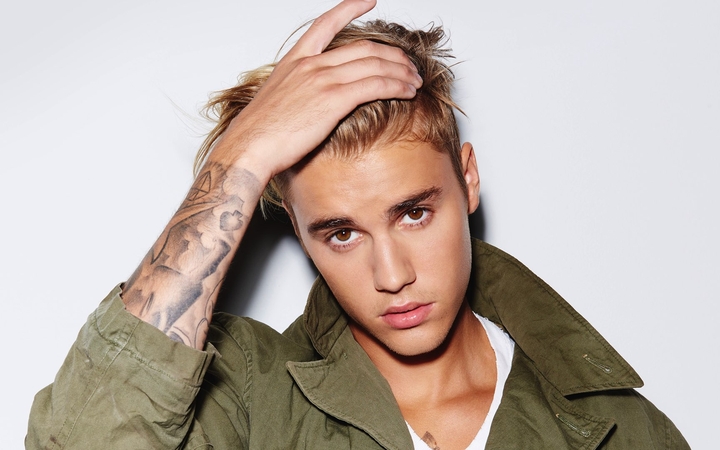 //Justin_Beiber//