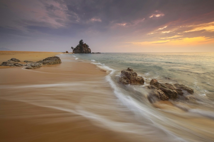 Beach on edge